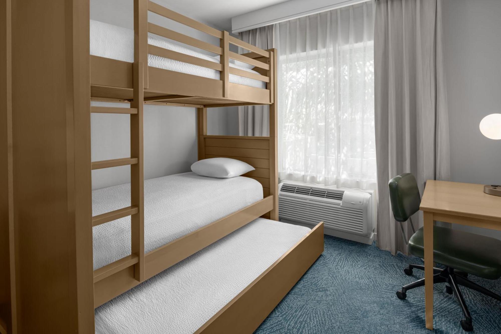 โฮมวูด สวีท บาย ฮิลตัน แอนาไฮม์ รีสอร์ต คอนเวนชั่น เซ็นเตอร์ Hotel ภายนอก รูปภาพ
